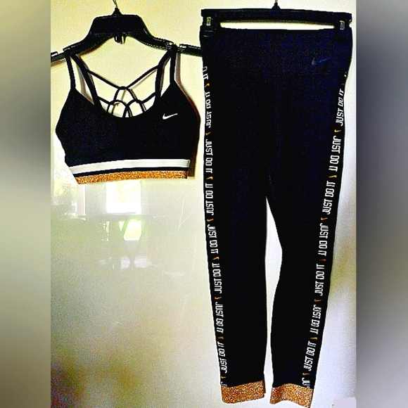 Nike ✔️ 2 Piece Dri-Fit Athletic Workout or Streetwear Set. Sz S Top/Sz Xs Pants - Picture 1 of 8
